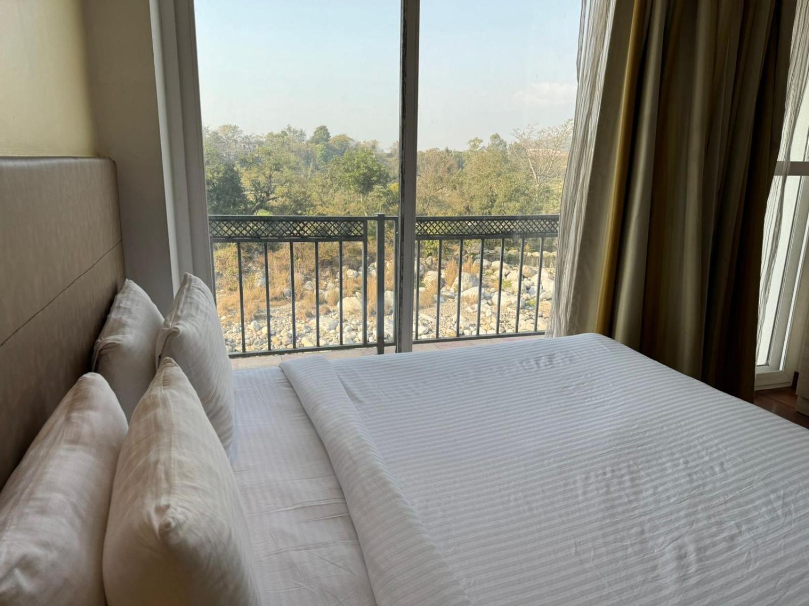 Hotel River Retreat Kangra Ngoại thất bức ảnh